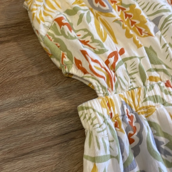 Jessica Simpson Yellow & Green Leaf Printed Cut-Out Maxi Dress w/ Crochet Tiers - Picture 11 of 14